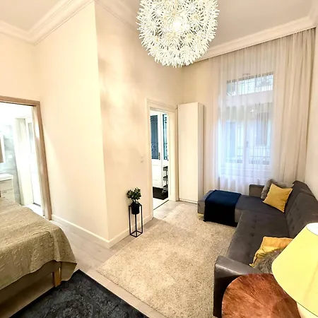 B16 Gellert Apartman