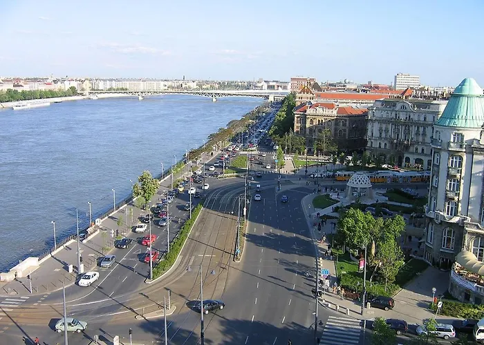 B16 Gellert * Budapest